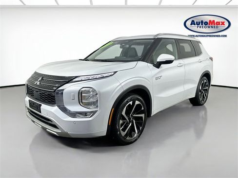 Used 2023 Mitsubishi Outlander SEL image 5