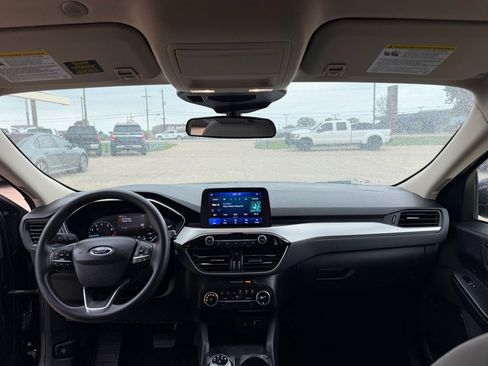 Used 2020 Ford Escape SE image 20