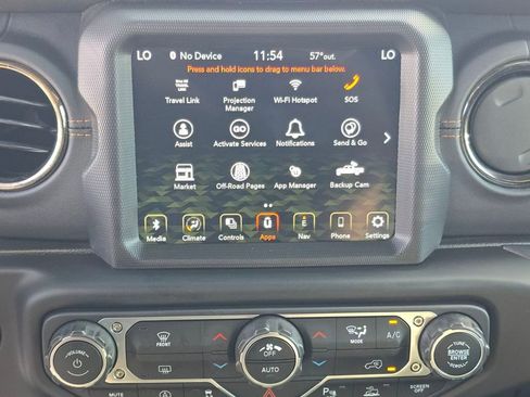 Used 2022 Jeep Gladiator Overland image 18