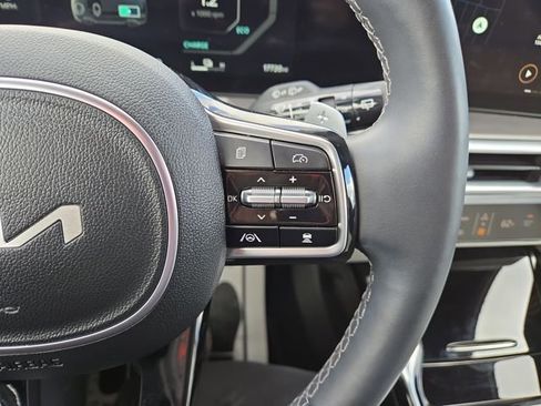 Used 2025 Kia Sorento SX Prestige image 19