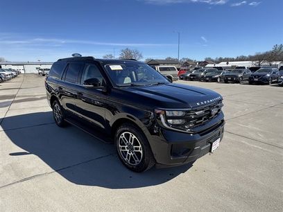 Used 2025 Ford Expedition Active