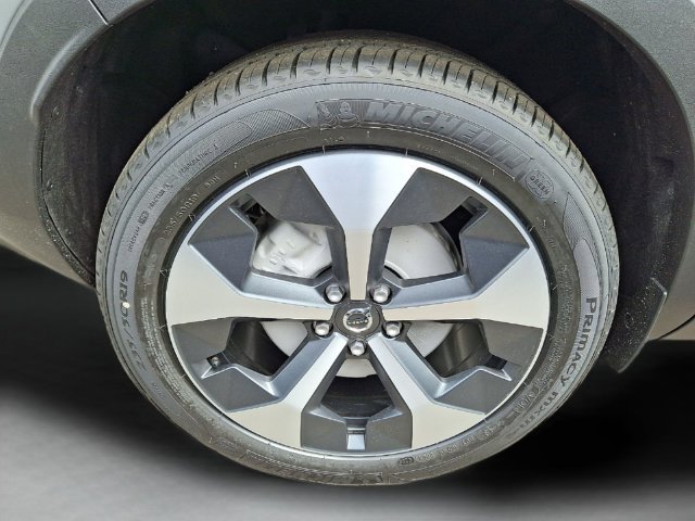 New 2026 Volvo XC40 B5 Core w/ Climate Package AWD/4WD image 7