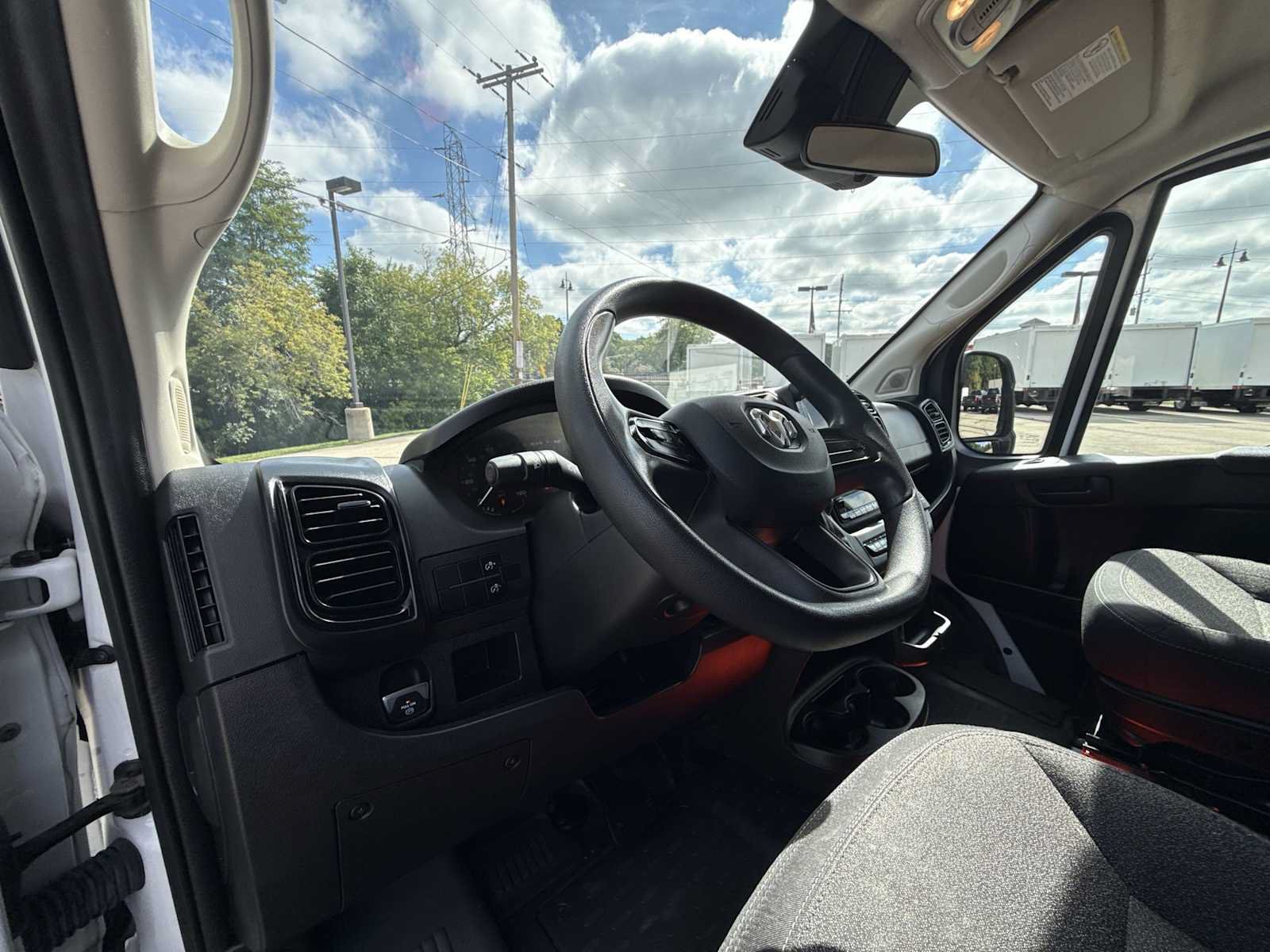 Used 2023 RAM ProMaster 2500 FWD image 10