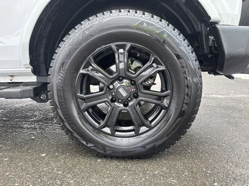 Used 2024 Ford Bronco Outer Banks image 10