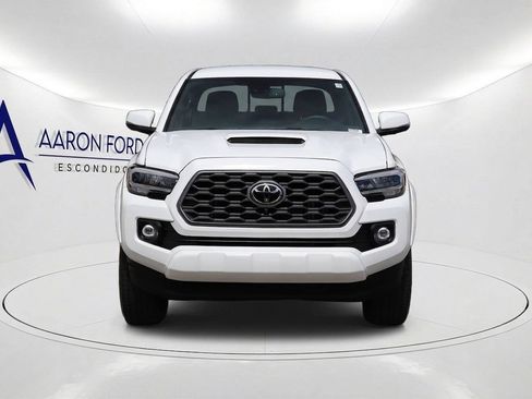 Used 2023 Toyota Tacoma TRD Sport w/ Advanced Technology Package AWD/4WD image 2