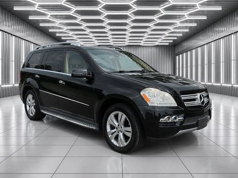 Used 2011 Mercedes-Benz GL 450 4MATIC w/ Premium 1 Pkg image 6