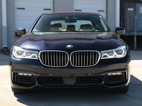 Used 2016 BMW 750i xDrive AWD/4WD image 19