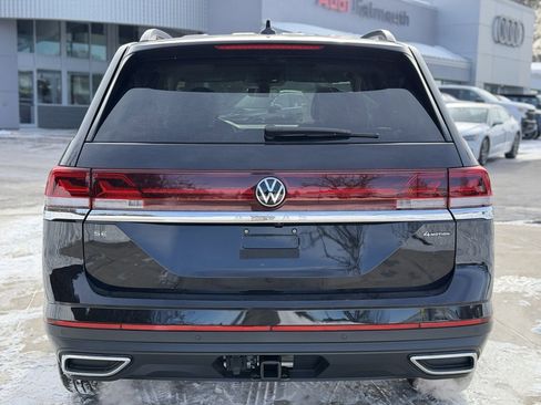 New 2026 Volkswagen Atlas SE image 11