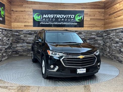 Used 2018 Chevrolet Traverse LT AWD/4WD image 3
