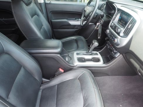 Used 2019 Chevrolet Colorado ZR2 w/ ZR2 Dusk Special Edition image 25