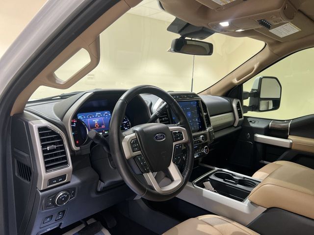 Used 2022 Ford F350 Lariat w/ Lariat Ultimate Package AWD/4WD image 9