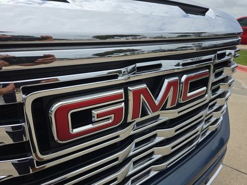 Used 2025 GMC Sierra 1500 Denali w/ Denali Reserve Package AWD/4WD image 27