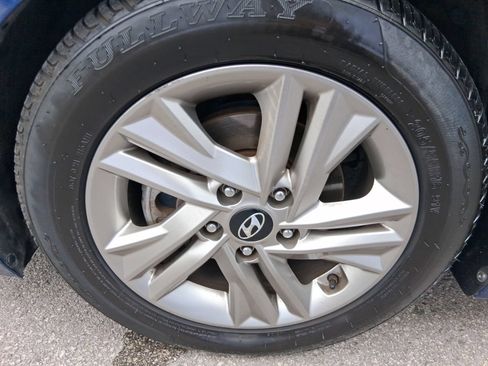 Used 2019 Hyundai Elantra SEL FWD image 10