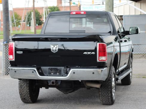 Used 2015 RAM 2500 Laramie AWD/4WD image 8
