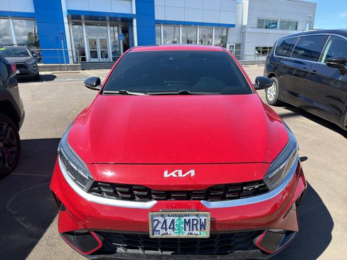 Used 2023 Kia Forte GT image 2