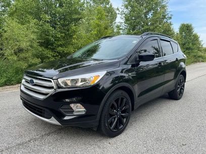 Used 2018 Ford Escape SE w/ SE Sync 3 Package