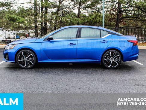 Used 2025 Nissan Altima 2.5 SR image 6