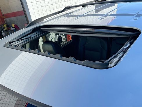 Used 2011 Honda Odyssey EX-L image 22