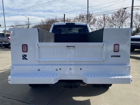 Used 2024 RAM 5500 Tradesman image 7