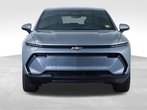 New 2026 Chevrolet Equinox EV LT image 7