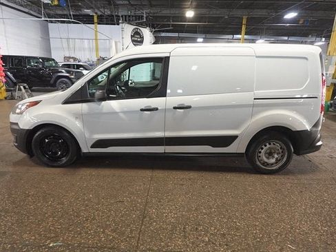 Used 2019 Ford Transit Connect XL image 2