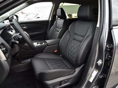 New 2026 Nissan Rogue Platinum image 24