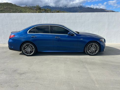 Used 2023 Mercedes-Benz C 43 AMG 4MATIC Sedan image 4