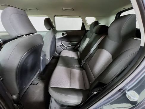 Used 2020 Kia Soul LX FWD image 21