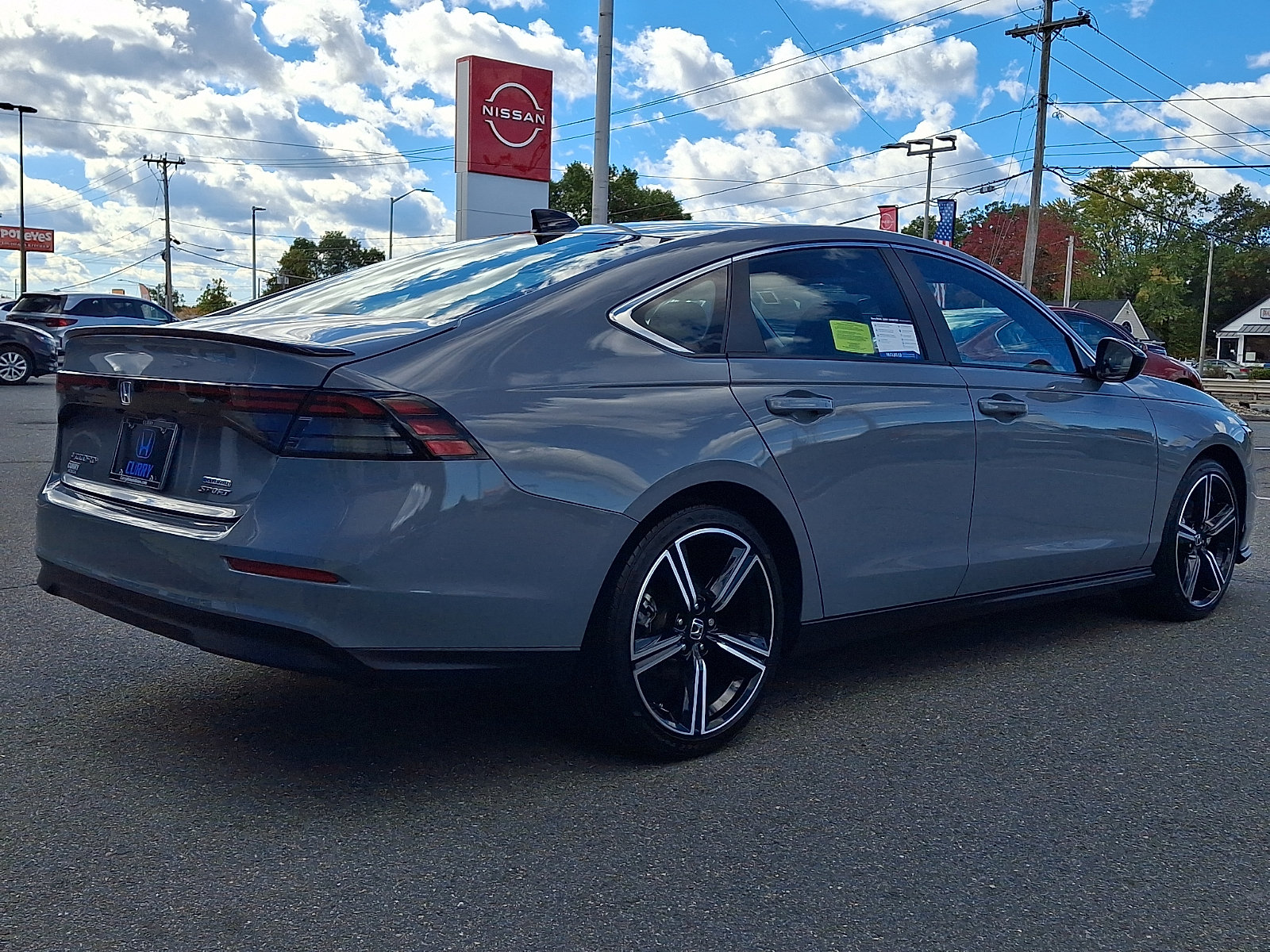Used 2025 Honda Accord Sport image 4