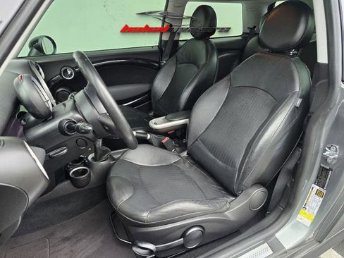 Used 2008 MINI Cooper S w/ Sport Pkg image 9