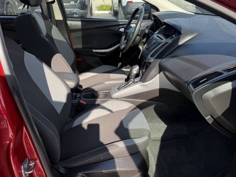 Used 2012 Ford Focus SE FWD image 23