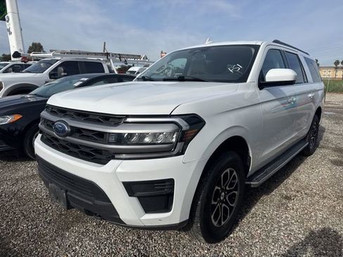Certified 2023 Ford Expedition Max XLT image 2