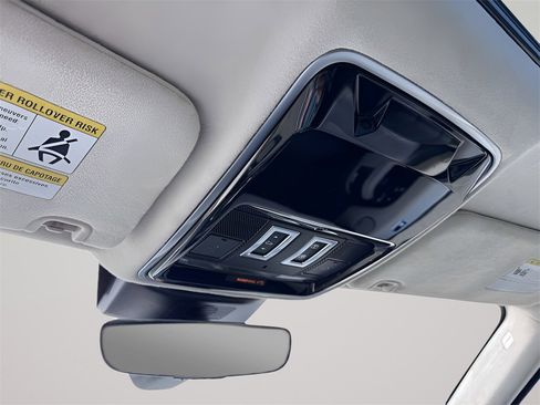 Used 2018 Land Rover Range Rover Supercharged image 37