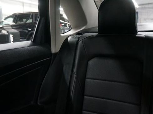 Certified 2023 Volkswagen Jetta SE image 54