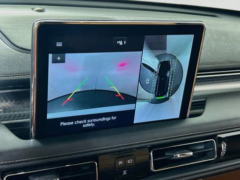 Used 2022 Lincoln Aviator Black Label w/ Dynamic Handling Package AWD/4WD image 14