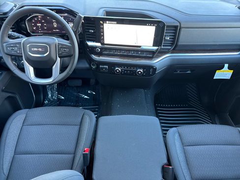New 2026 GMC Sierra 1500 SLE RWD image 15