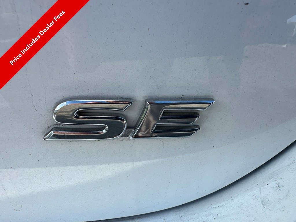 Used 2020 Toyota Camry SE FWD image 8