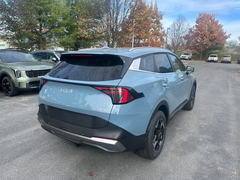 New 2026 Kia Sportage EX image 5