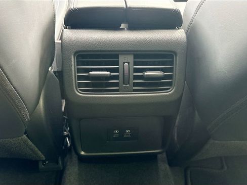 Used 2023 Nissan Rogue Platinum image 27