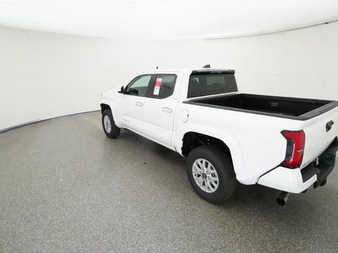 New 2025 Toyota Tacoma SR5 image 5