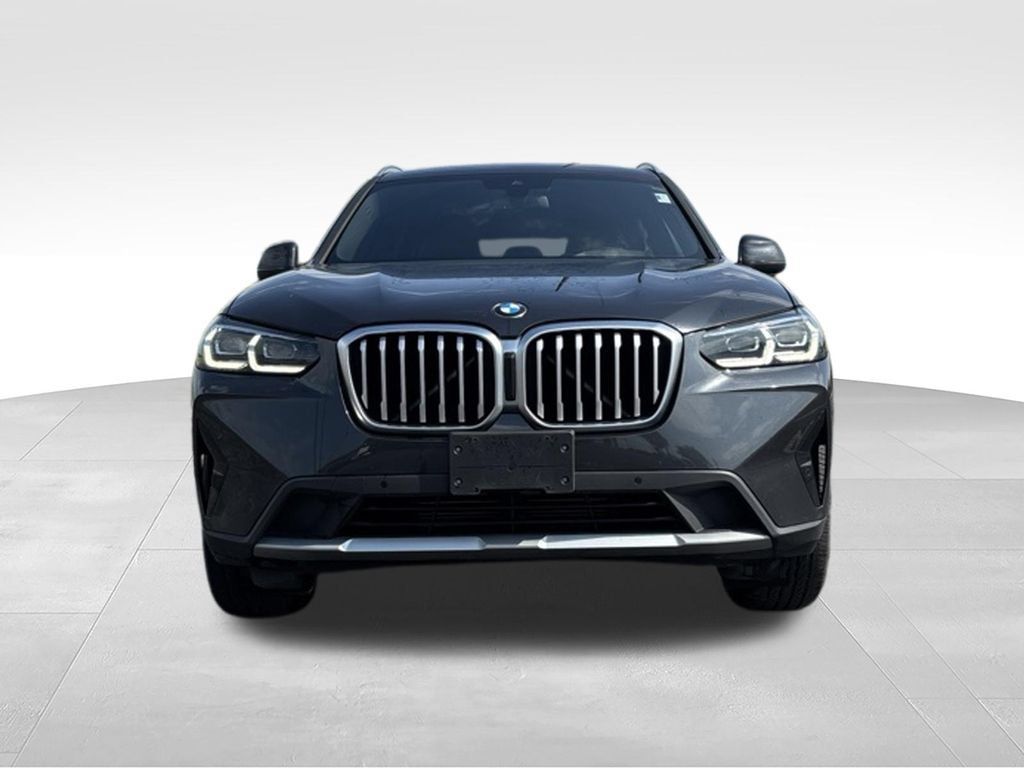 Used 2022 BMW X3 xDrive30i AWD/4WD image 2