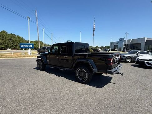 Used 2023 Jeep Gladiator Overland w/ Popular Equipment Package AWD/4WD image 4