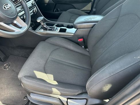 Used 2020 Kia Optima LX FWD image 10