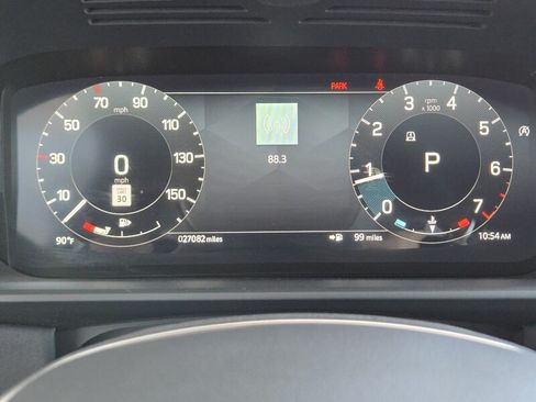 Used 2023 Land Rover Discovery S AWD/4WD image 28