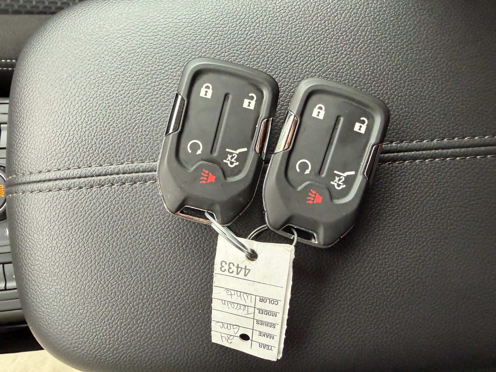 Certified 2024 GMC Terrain SLE w/ Driver Convenience Package AWD/4WD image 36