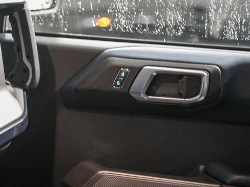 Used 2022 Ford Bronco Outer Banks image 21