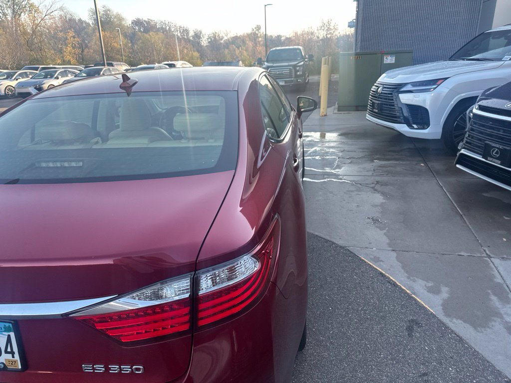 Used 2013 Lexus ES 350 w/ Luxury Pkg FWD image 10