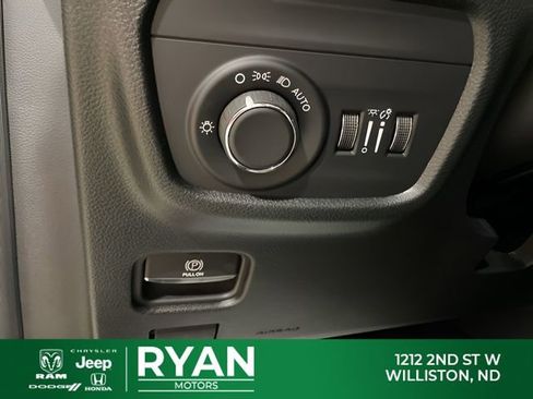 New 2026 Jeep Grand Cherokee Laredo X AWD/4WD image 38