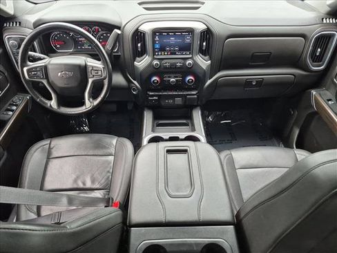 Used 2022 Chevrolet Silverado 1500 LT Trail Boss w/ Convenience Package II AWD/4WD image 17