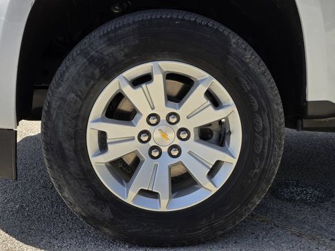 Used 2022 Chevrolet Colorado LT w/ Fleet Safety Package RWD image 12